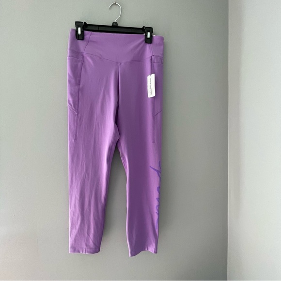 Victoria’s Secret Pink Chloe X Halle High Waist 7/8 Leggings - Picture 4 of 10